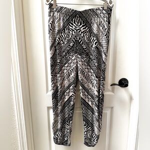 Chico’s Bohemian Aztec Black and Tan Ankle Pants Size 1 Medium